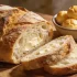 Kefiirileipää ilman hiivaa sekä juustoisia Pão de Queijo -leivonnaispalloja tarjolla