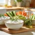 Kefirdippar och kefirsåser som hälsosamt majonnässubstitut med tzatziki och dressingar